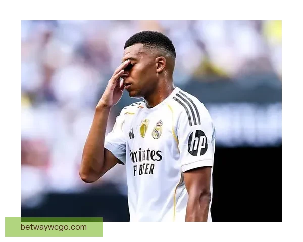 皇马1-2遭绝杀龙赛罗怒批姆巴佩卡马文加称该清洗半支球队