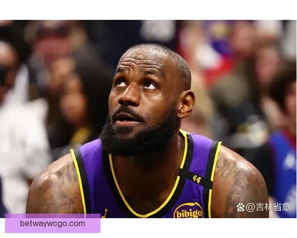 詹姆斯缔造两大历史第一 亚历山大成为近40年首位新纪录保持者